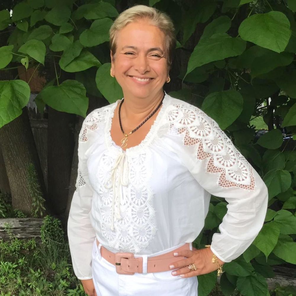 Meet your Posher, Isabel